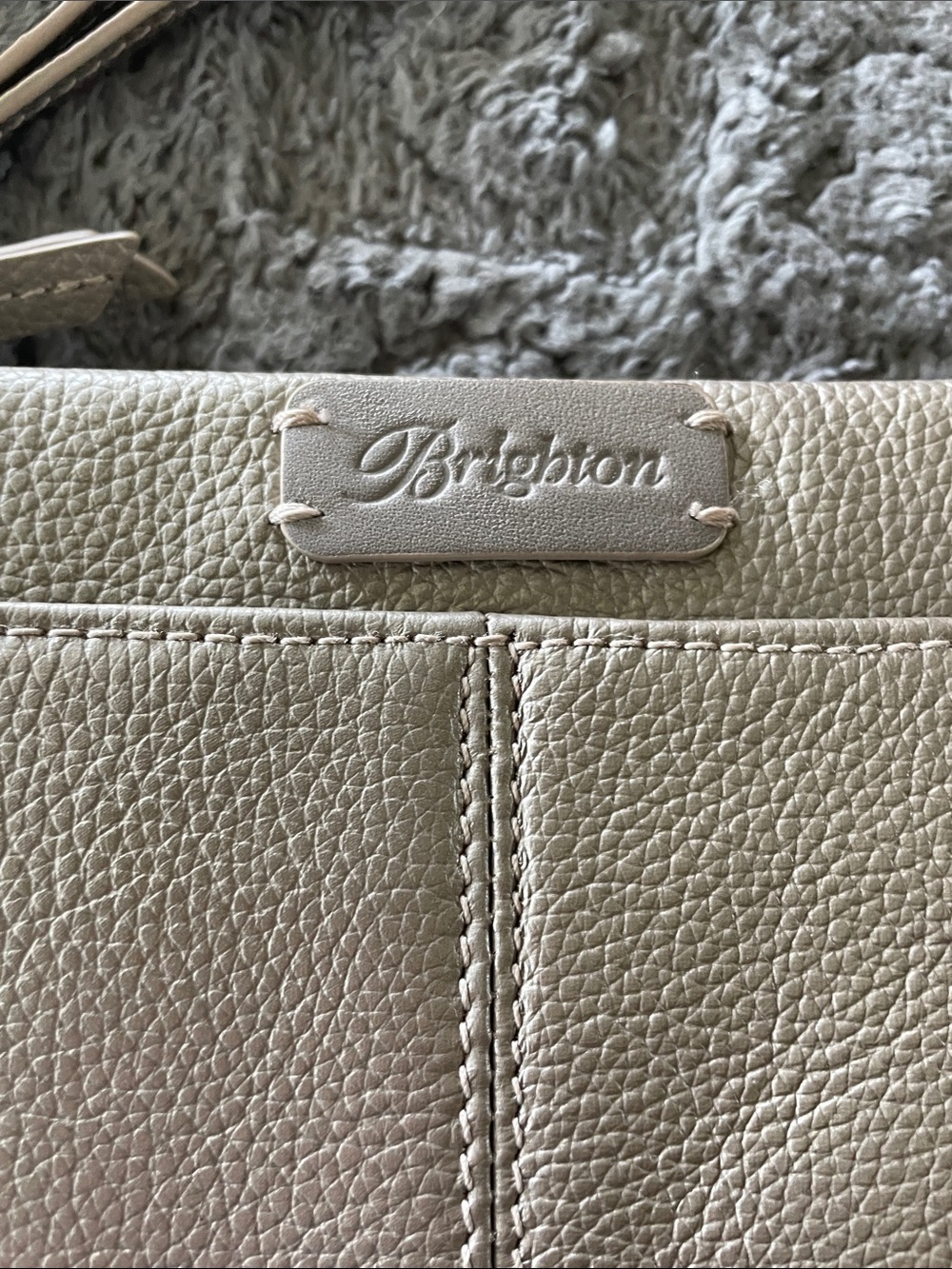 Brighton Jagger Crossbody Bag organizer in Taupe - No tags, but unused condition - Picture 5 of 9